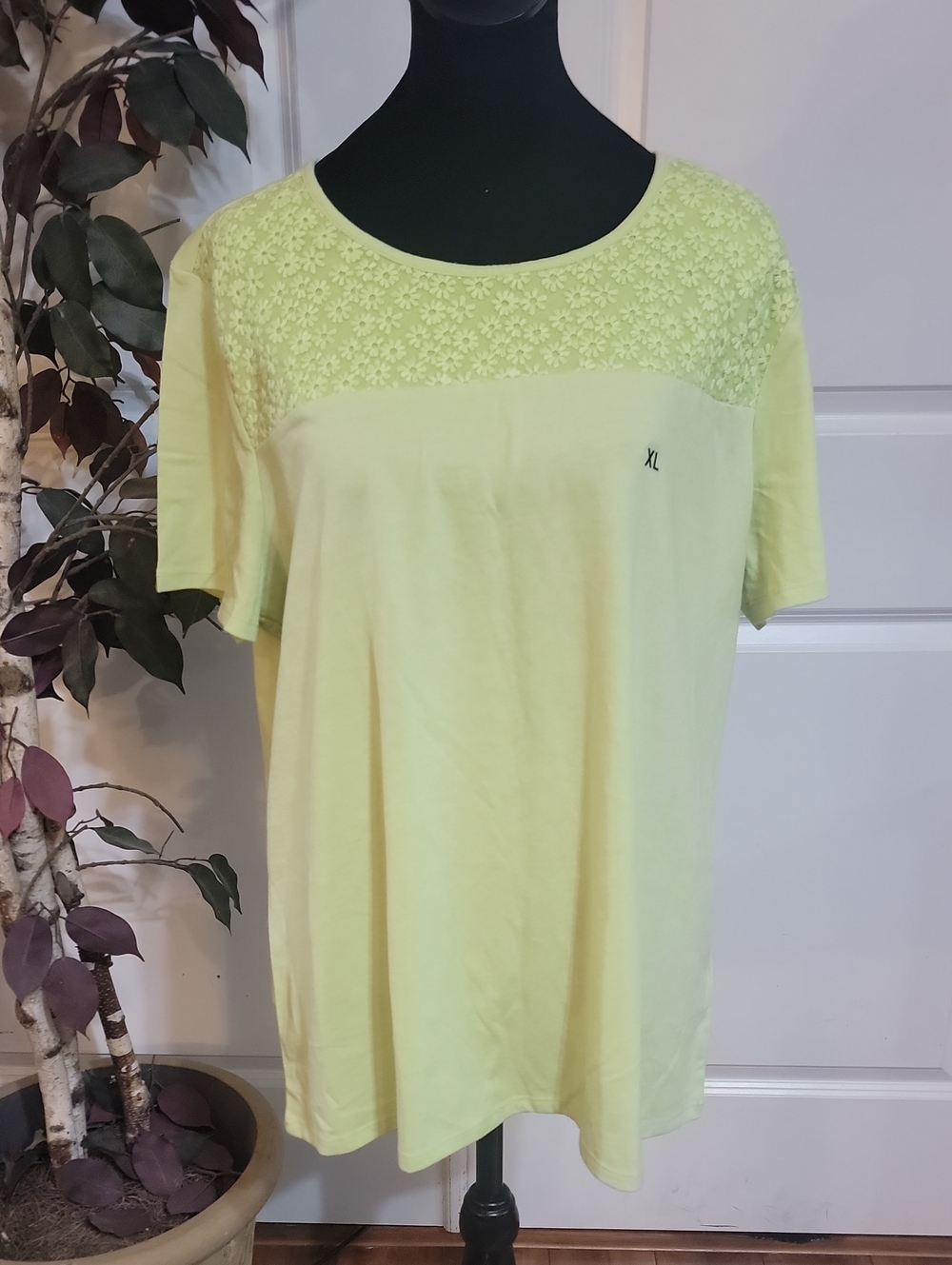 Basic Editions Light Lime Short Sleeve Tee with Lace Yoke